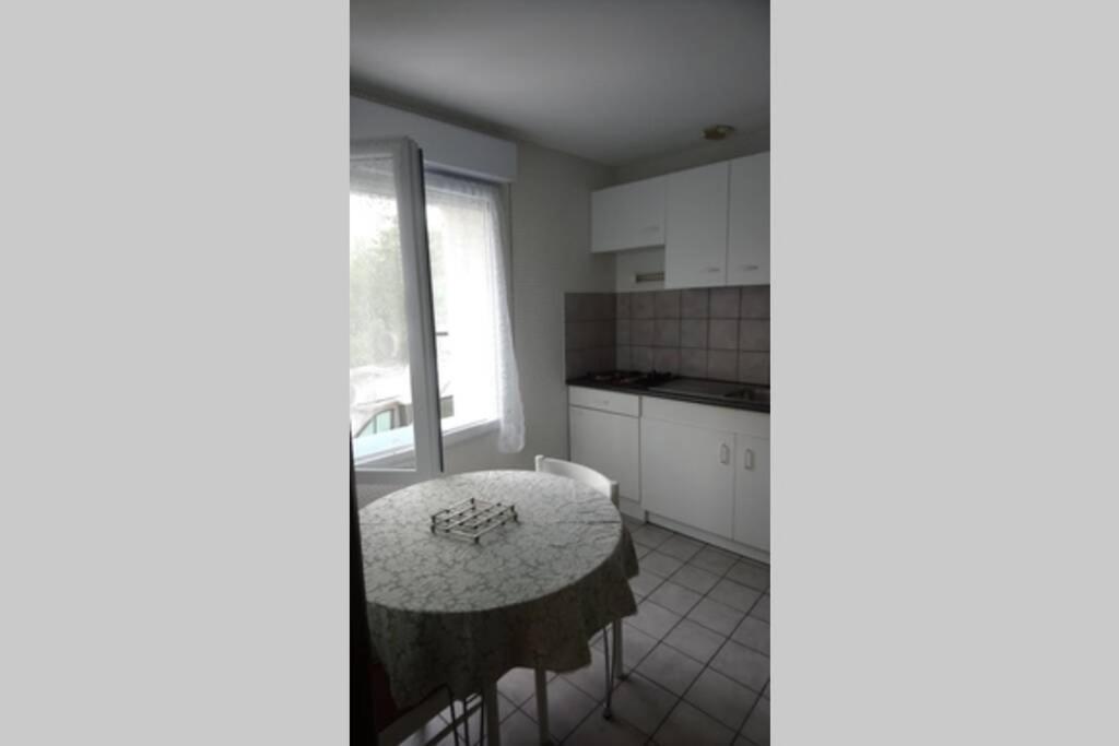 Apartament Chez Fabienne T1 Le Breuil-sur-Couze Zewnętrze zdjęcie